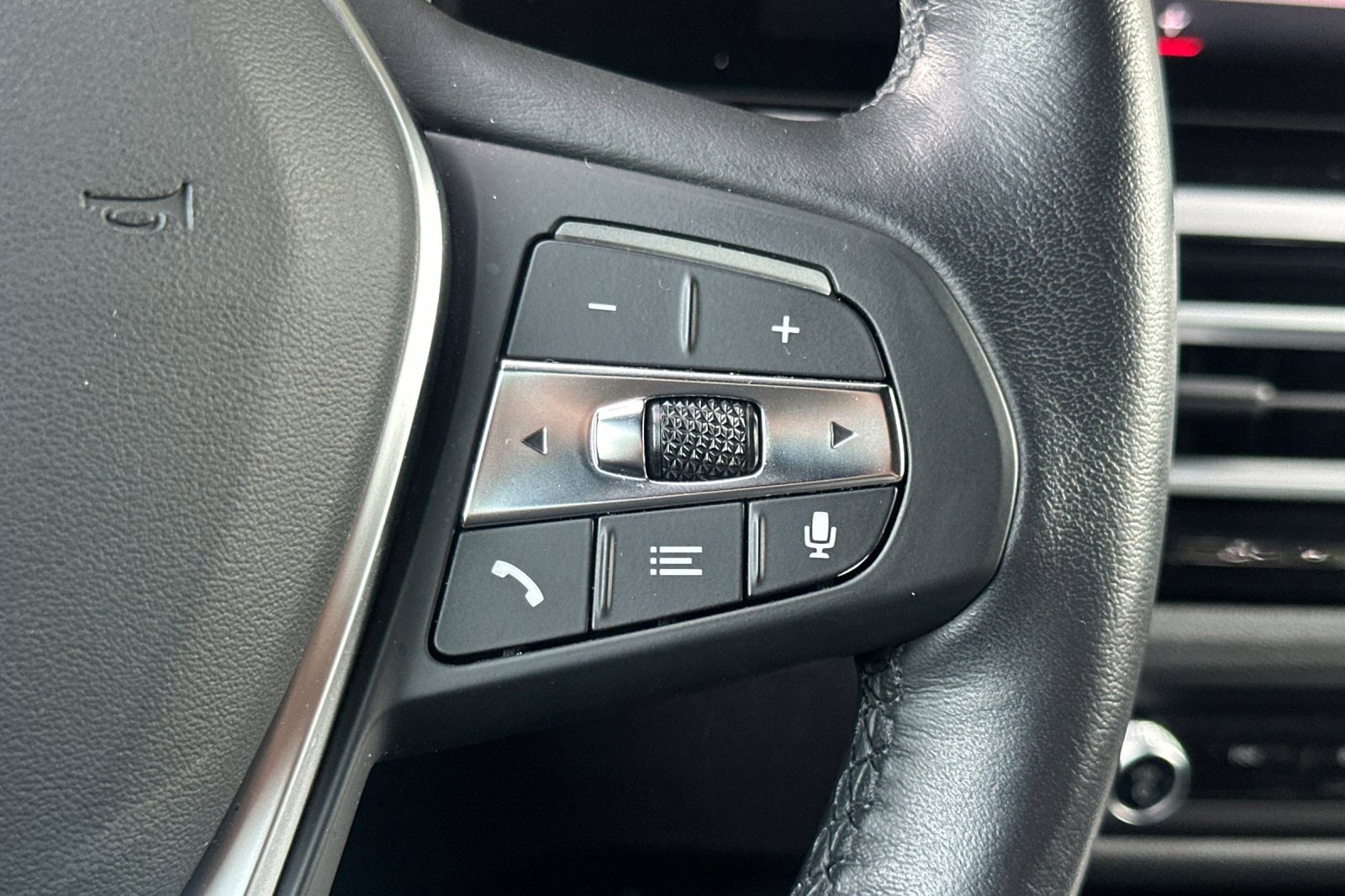 Certified 2023 BMW i4 eDrive40 image 30