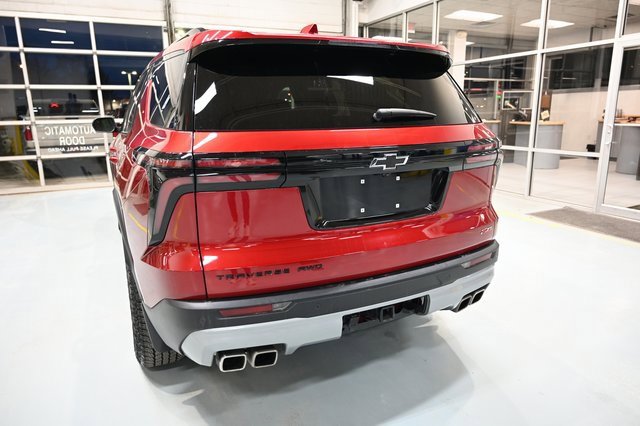 Used 2024 Chevrolet Traverse Z71 w/ LPO, Floor Liner Package image 6