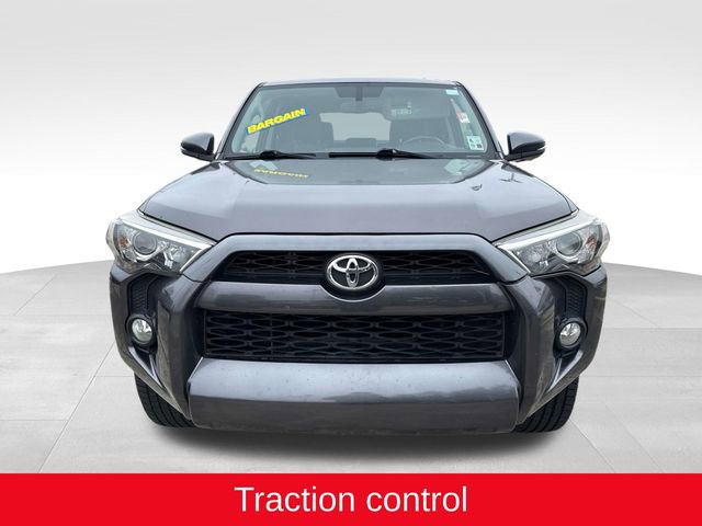 Used 2016 Toyota 4Runner SR5 image 2
