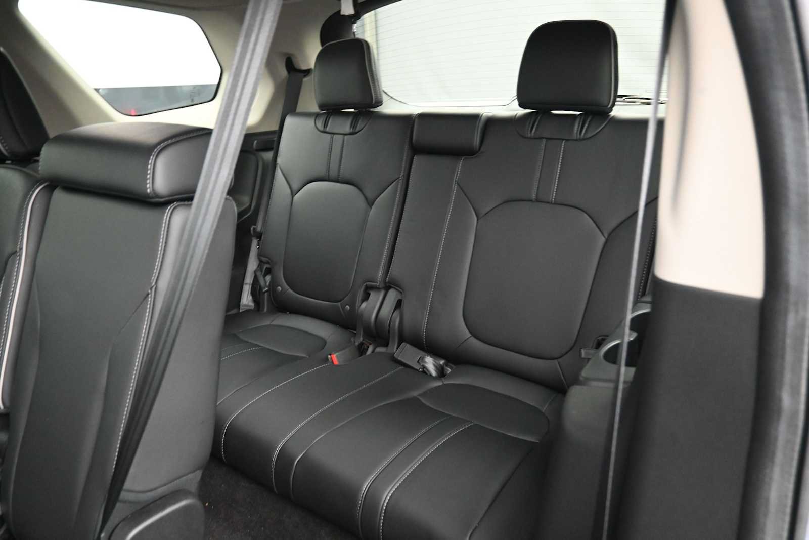 Used 2024 Honda Pilot Elite image 15