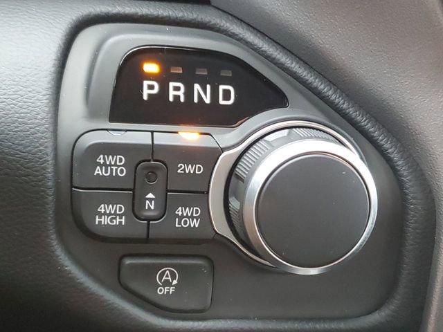 New 2026 RAM 1500 4x4 Crew Cab image 11