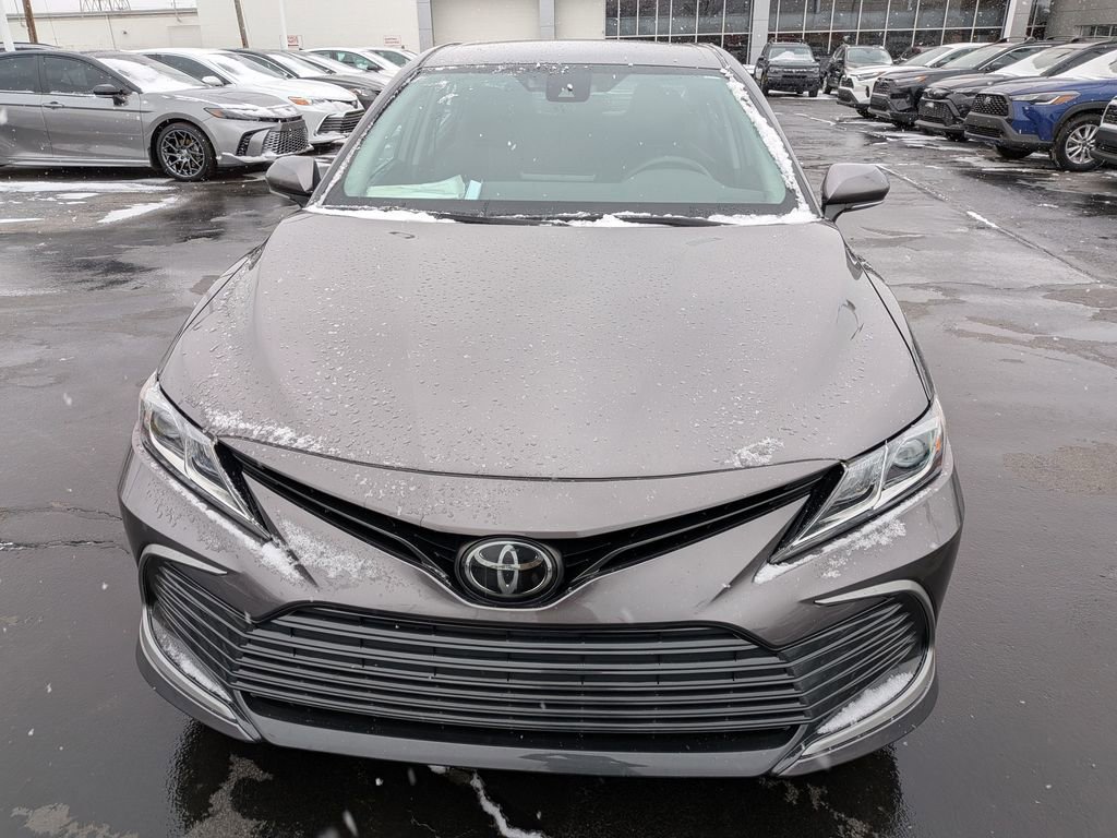 Certified 2022 Toyota Camry LE w/ Carpet Mat Package (TMS) image 2
