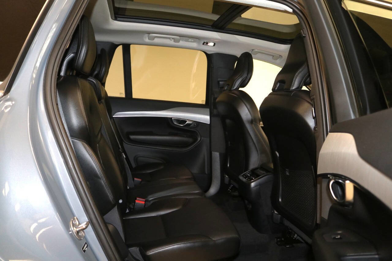Used 2022 Volvo XC90 T5 Momentum AWD/4WD image 20