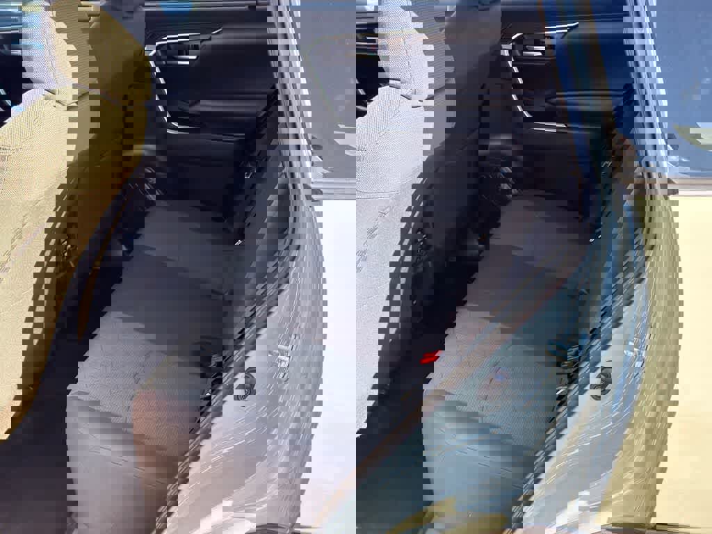 Used 2023 Toyota RAV4 XLE image 17