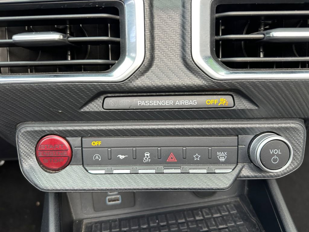 Used 2024 Ford Mustang Premium image 27
