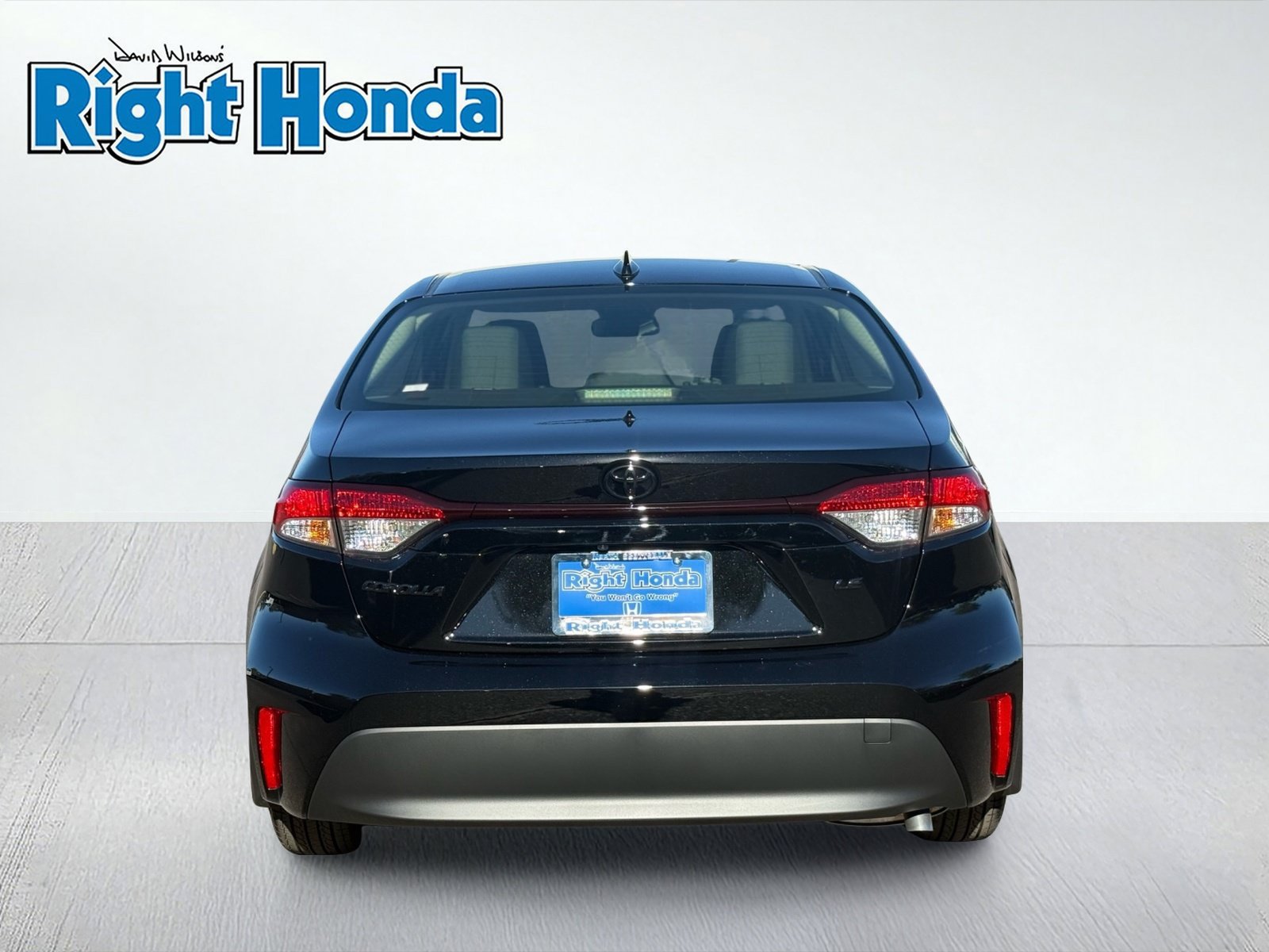 Used 2027 Toyota Corolla LE w/ LE Premium Package FWD image 7