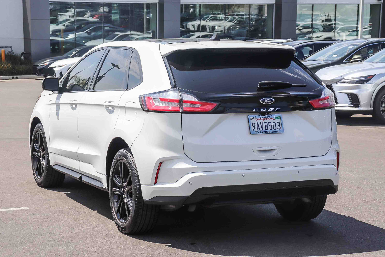 Used 2022 Ford Edge ST-Line AWD/4WD image 4