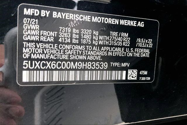 Used 2021 BMW X7 M50i image 11