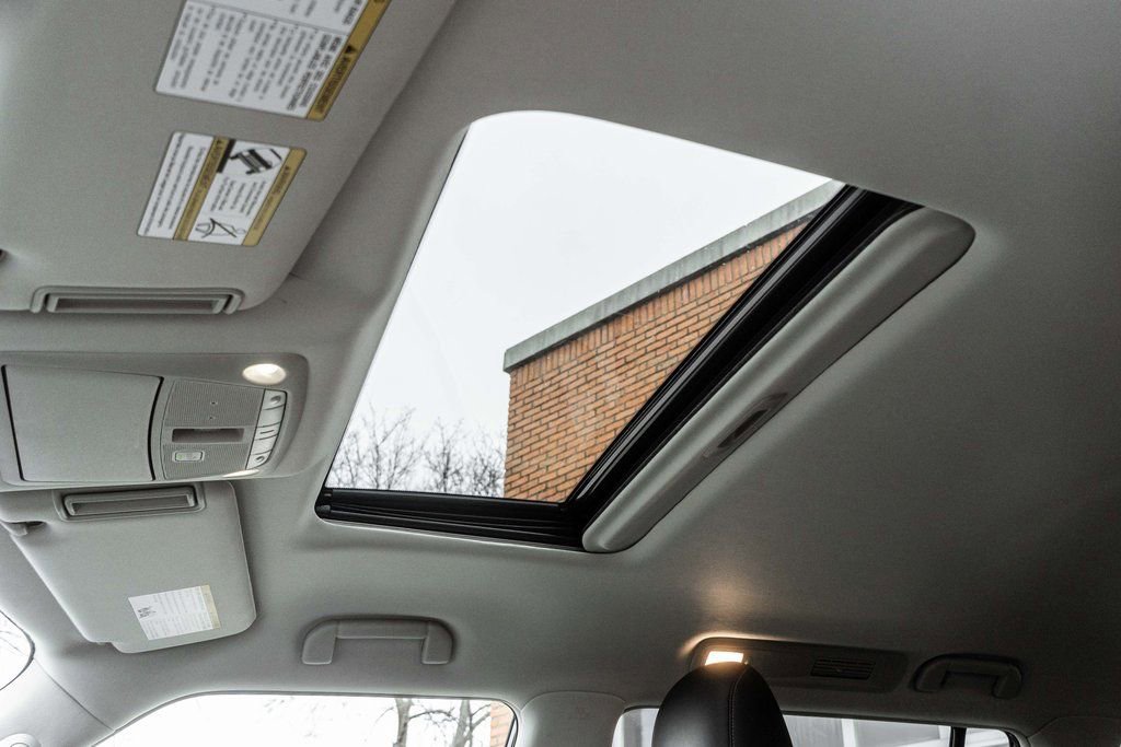 Used 2024 INFINITI QX80 Luxe image 11