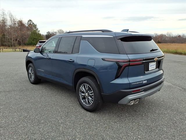 New 2026 Chevrolet Traverse LT image 3