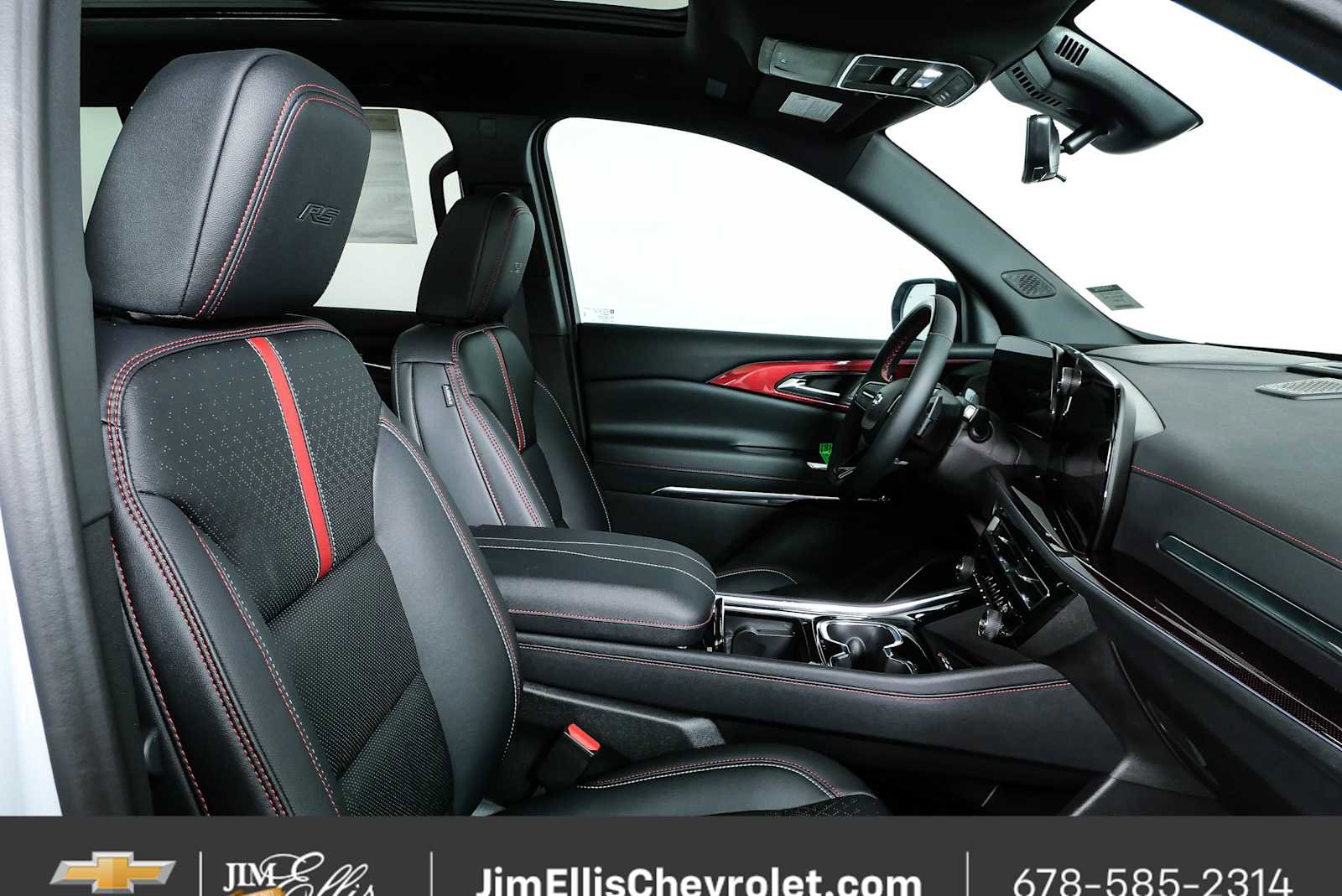 New 2026 Chevrolet Traverse RS w/ LPO, Floor Liner Package AWD/4WD image 24
