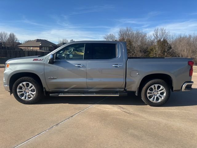 Used 2024 Chevrolet Silverado 1500 LTZ image 2