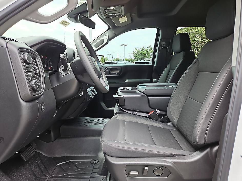New 2026 Chevrolet Silverado 1500 Custom AWD/4WD image 10