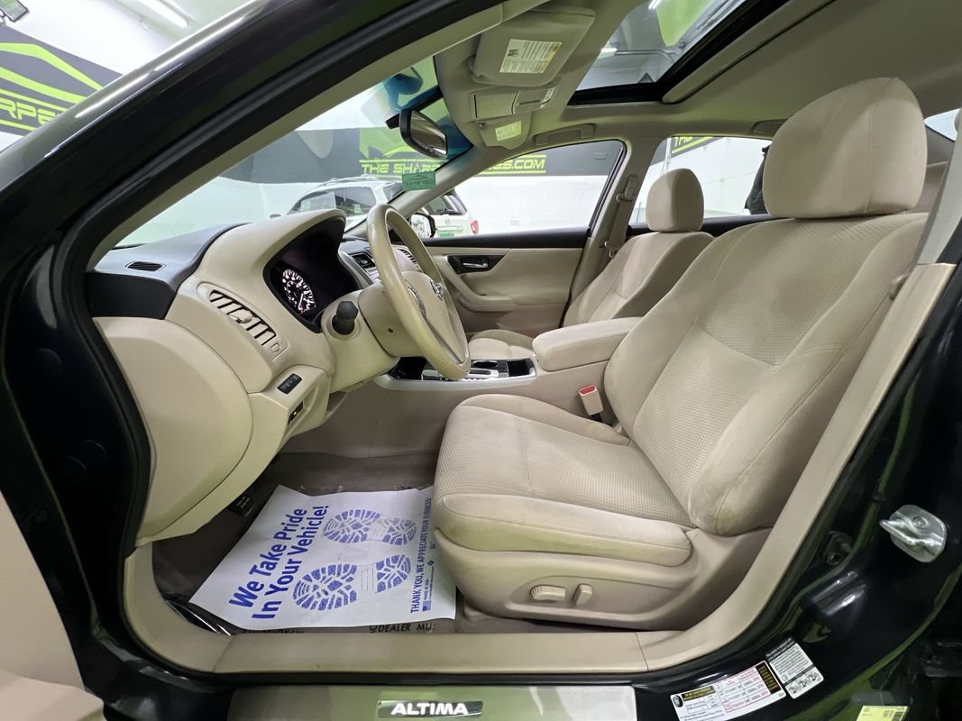 Used 2014 Nissan Altima 2.5 SV w/ Convenience Package FWD image 17