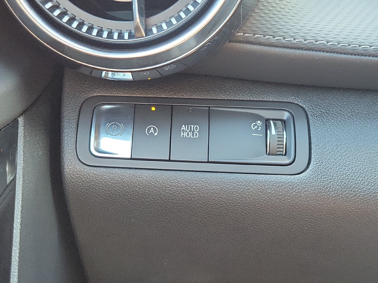 Used 2025 Chevrolet Equinox LT FWD image 27