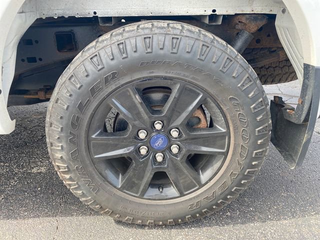 Used 2016 Ford F150 XLT w/ Equipment Group 301A Mid image 17