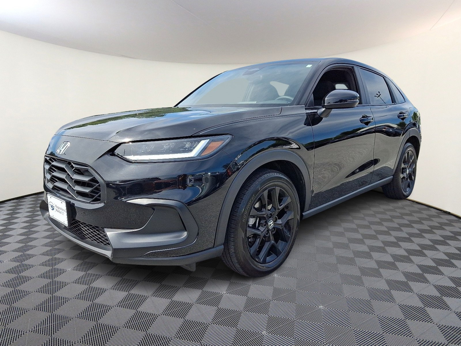 Used 2025 Honda HR-V Sport image 3