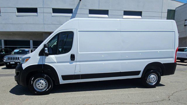 Used 2026 RAM ProMaster 2500 w/ Convenience Group FWD image 5