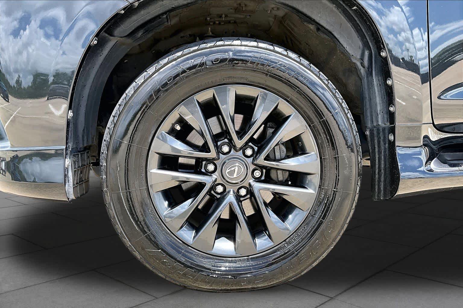 Used 2022 Lexus GX 460 Premium AWD/4WD image 11