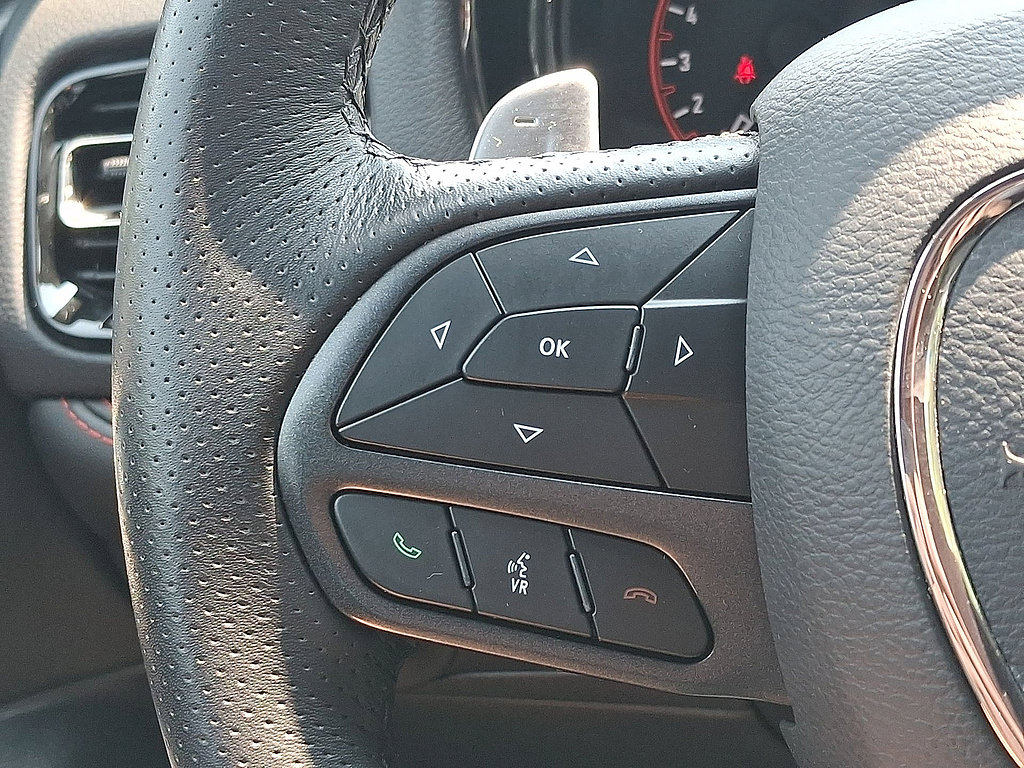 Used 2025 Dodge Durango GT AWD/4WD image 17