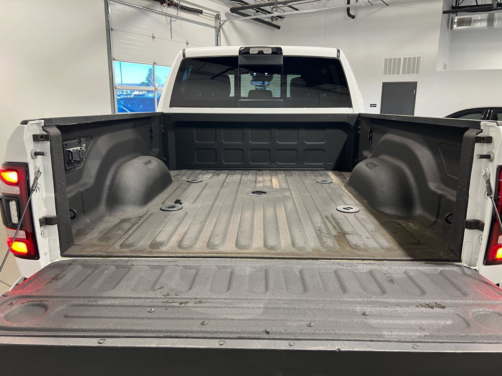 Used 2023 RAM 2500 Limited image 31