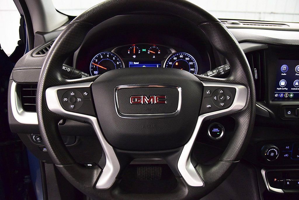 Used 2024 GMC Terrain SLE image 18
