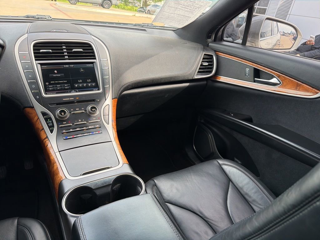 Used 2016 Lincoln MKX Reserve w/ Technology Package image 19