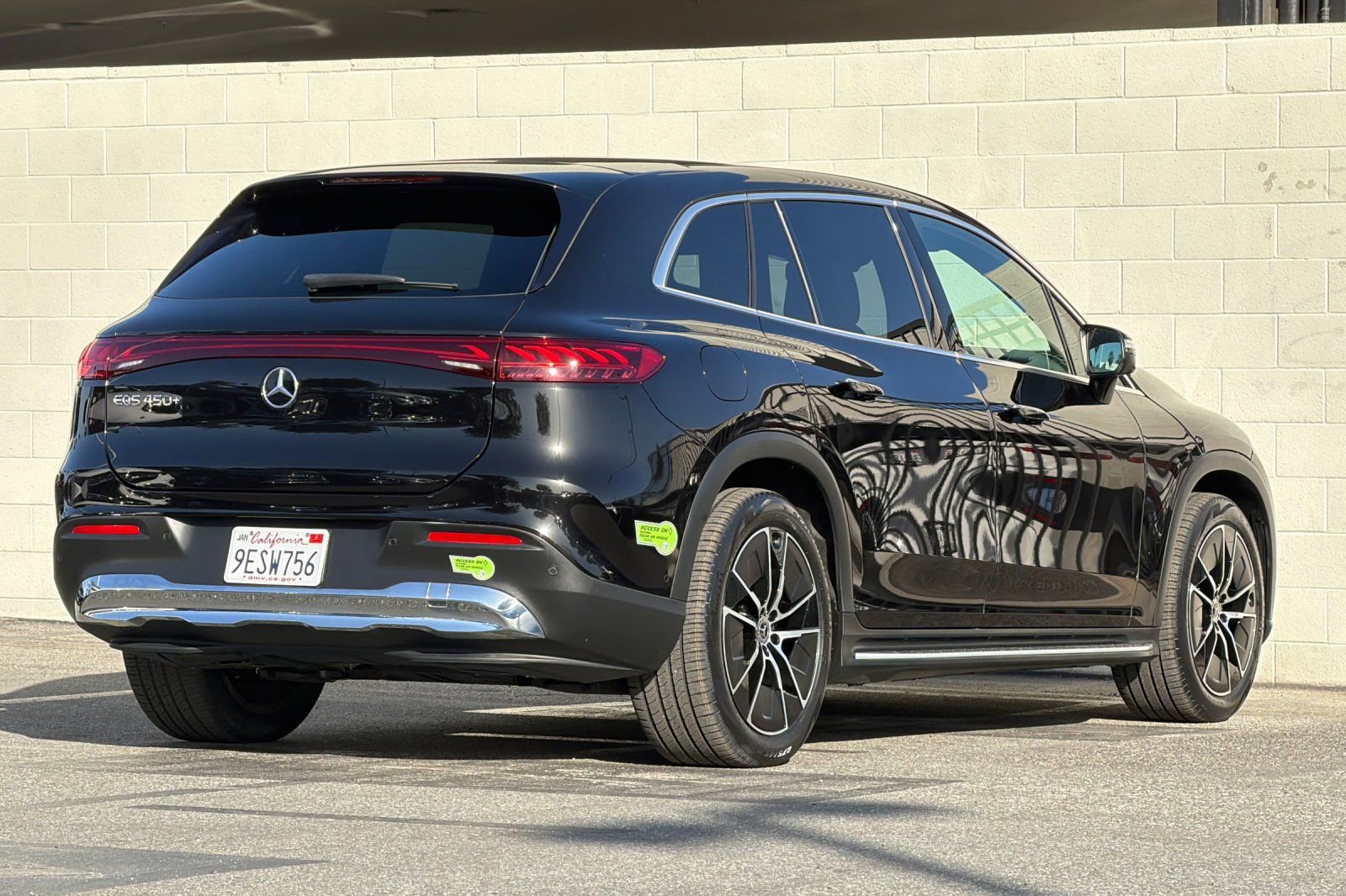 Certified 2023 Mercedes-Benz EQS 450+ SUV image 4