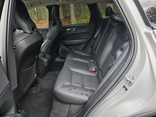 Used 2023 Volvo XC60 B5 Plus w/ Climate Package AWD/4WD image 20