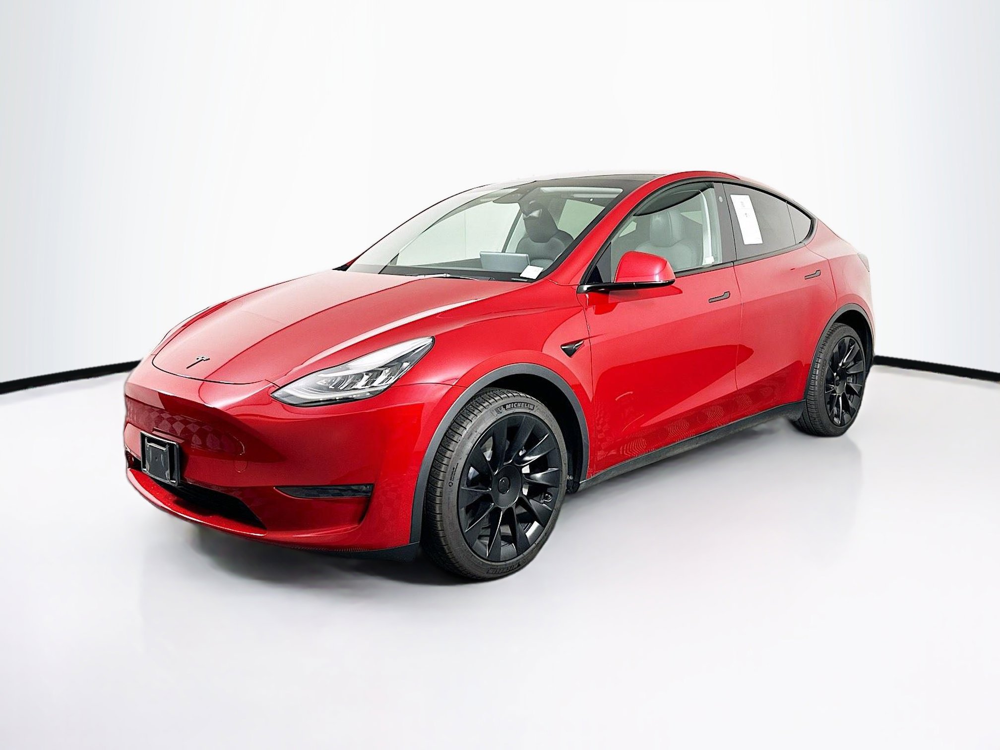 Used 2023 Tesla Model Y Long Range image 3