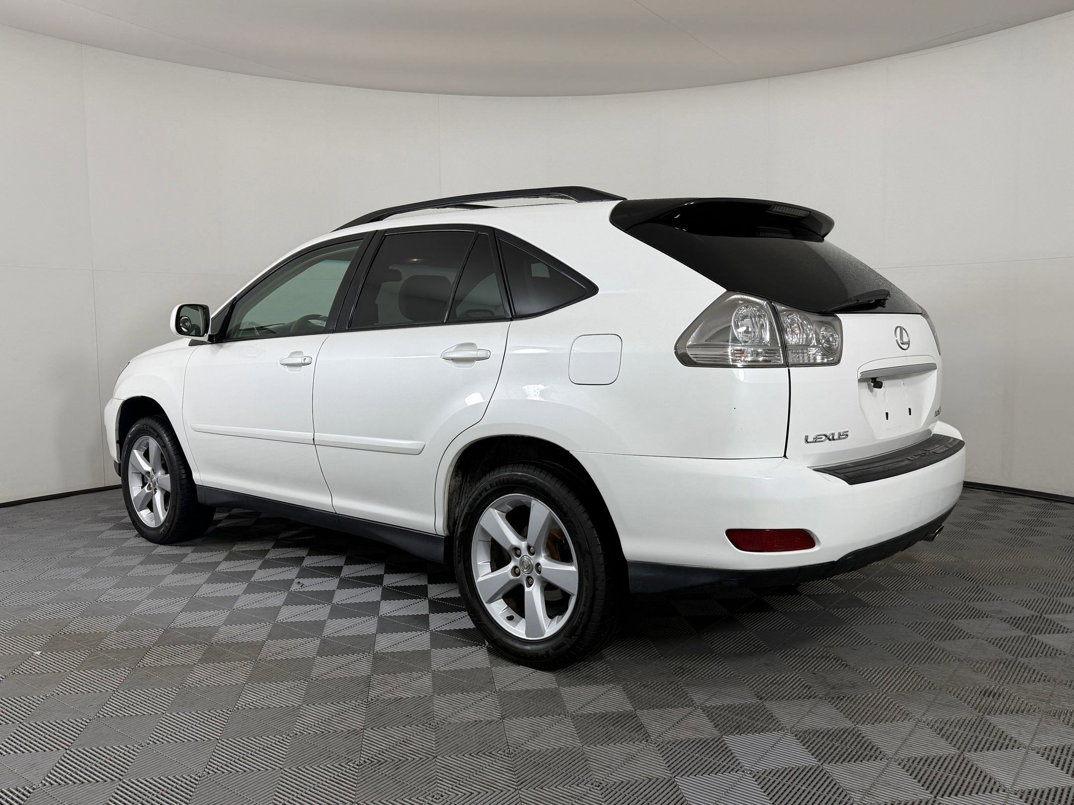 Used 2006 Lexus RX 330 image 3