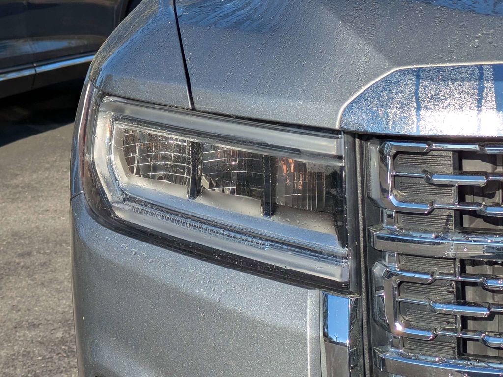 Used 2023 GMC Acadia Denali w/ Denali Ultimate Package image 10