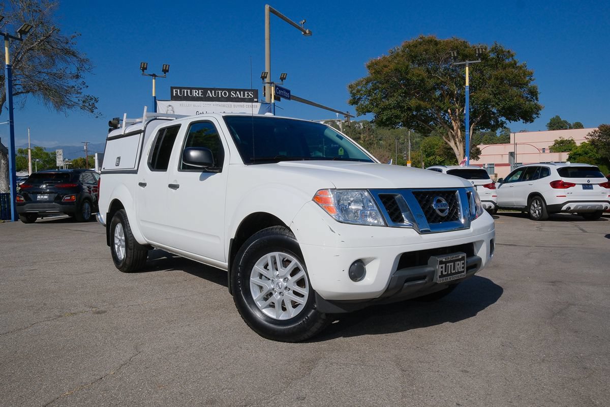 Used 2017 Nissan Frontier SV RWD image 3