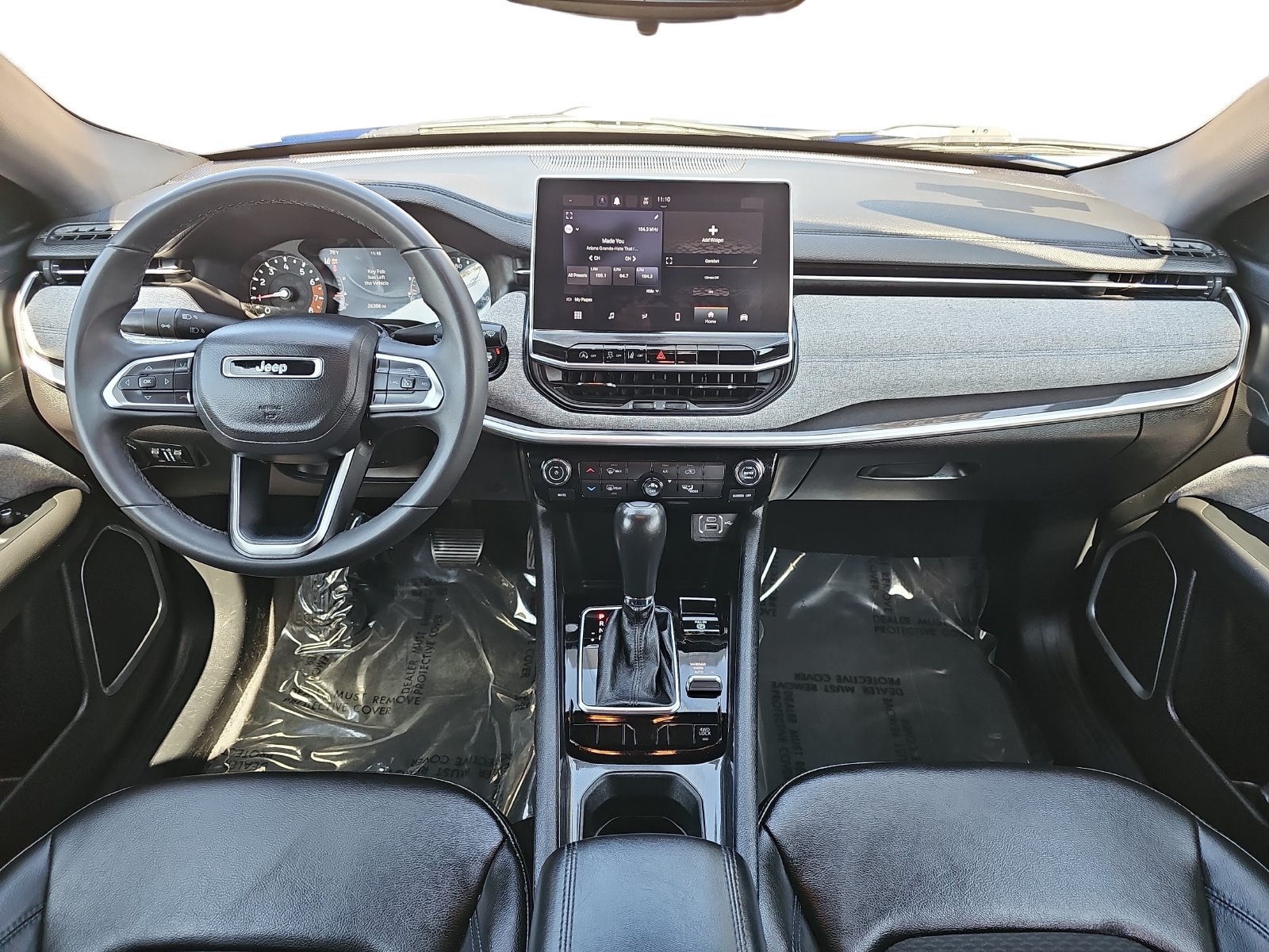 Used 2023 Jeep Compass Latitude AWD/4WD image 9