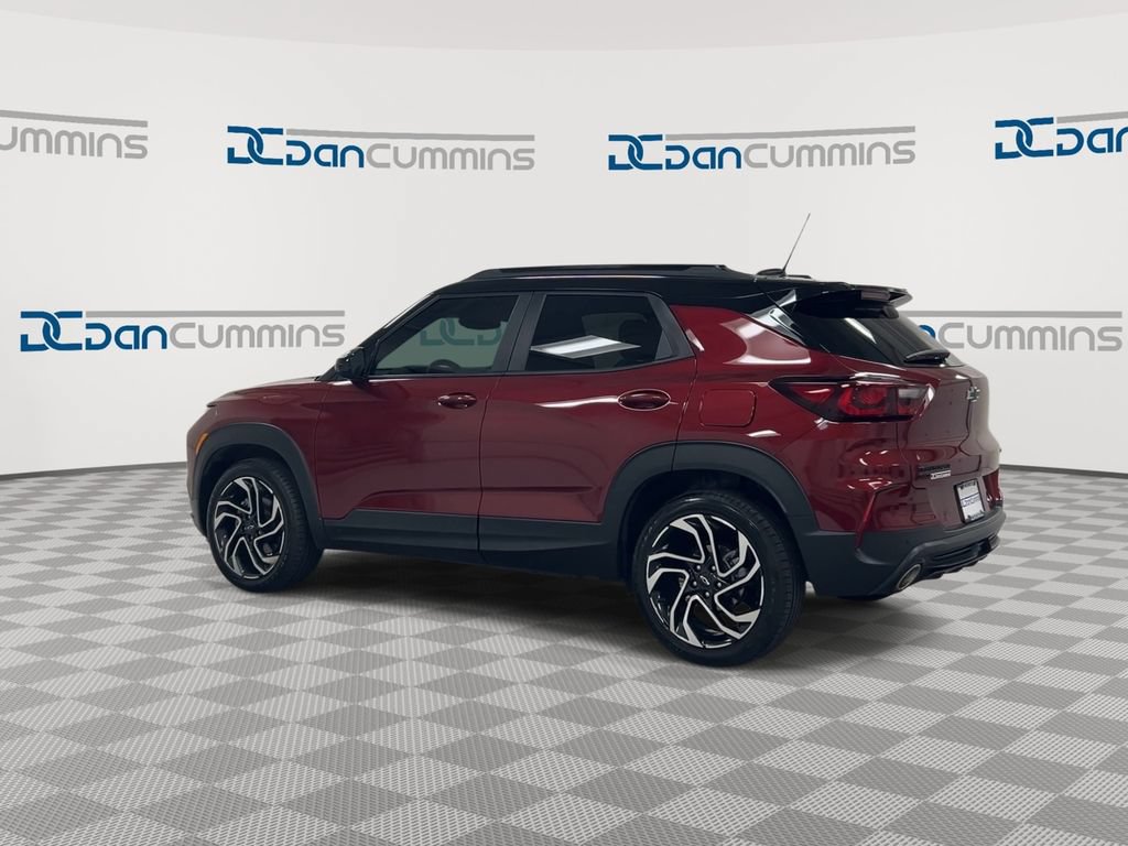 Used 2025 Chevrolet TrailBlazer RS w/ Convenience Package AWD/4WD image 6