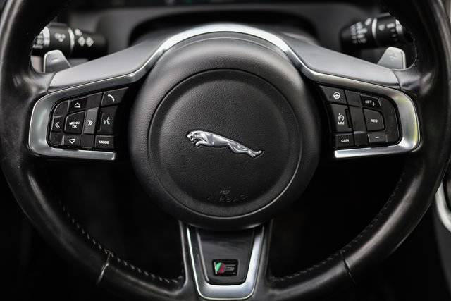 Used 2018 Jaguar XF S AWD/4WD image 26