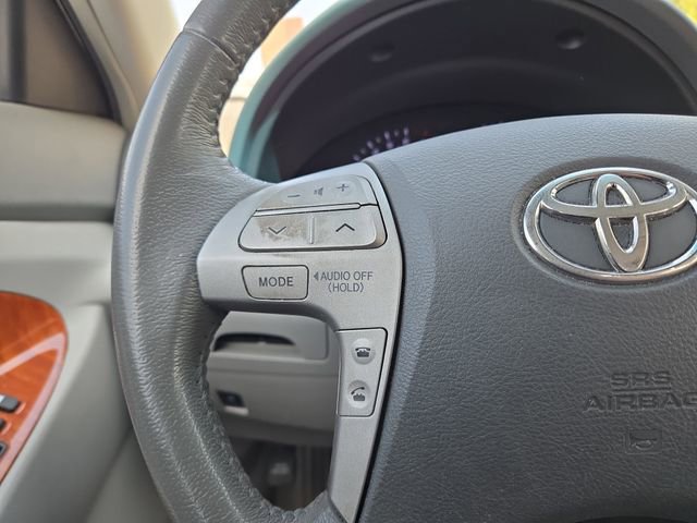 Used 2011 Toyota Camry XLE w/ XLE Extra-Value Pkg #2 FWD image 16