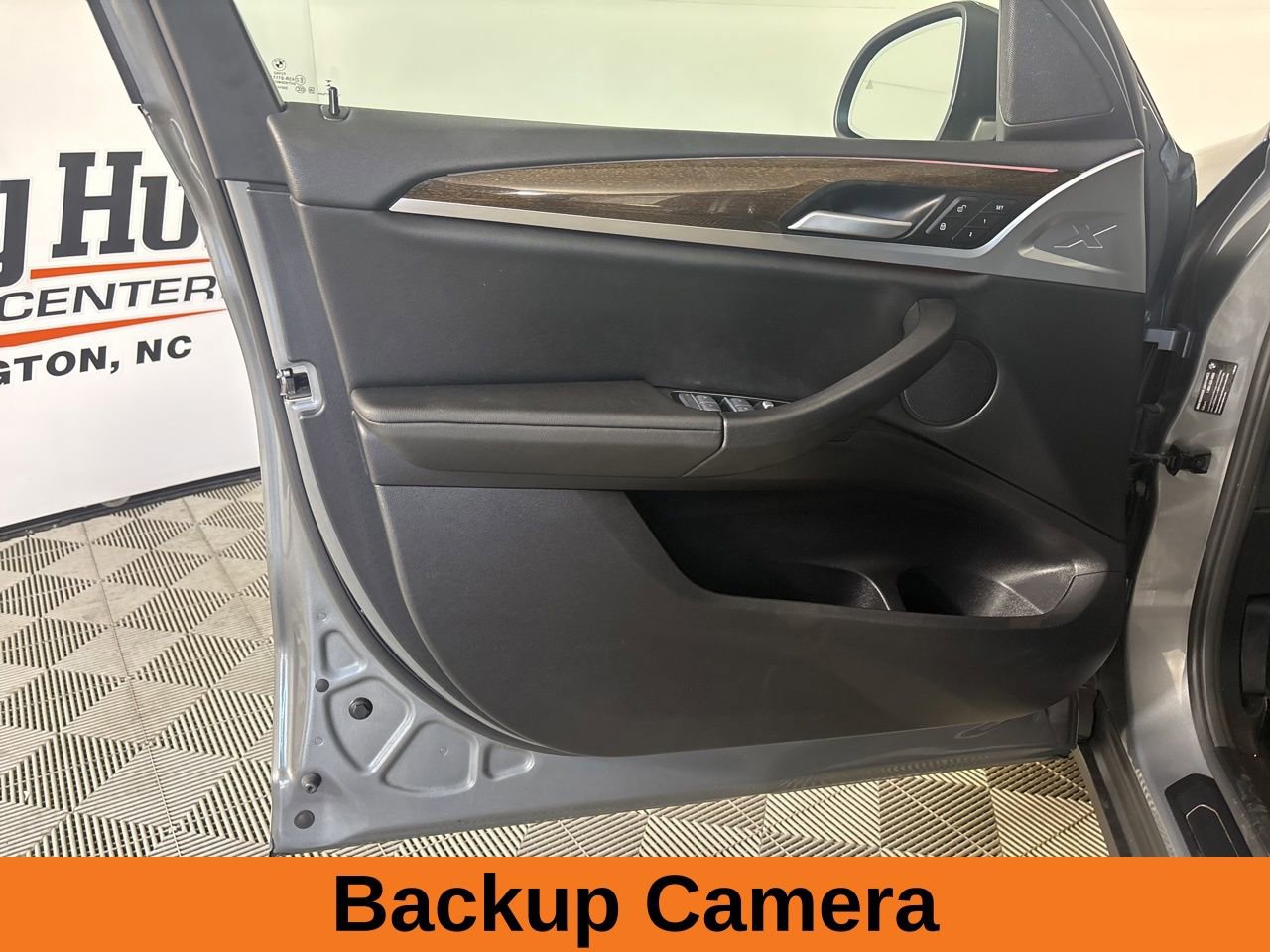 Used 2023 BMW X3 xDrive30i w/ Premium Package AWD/4WD image 9