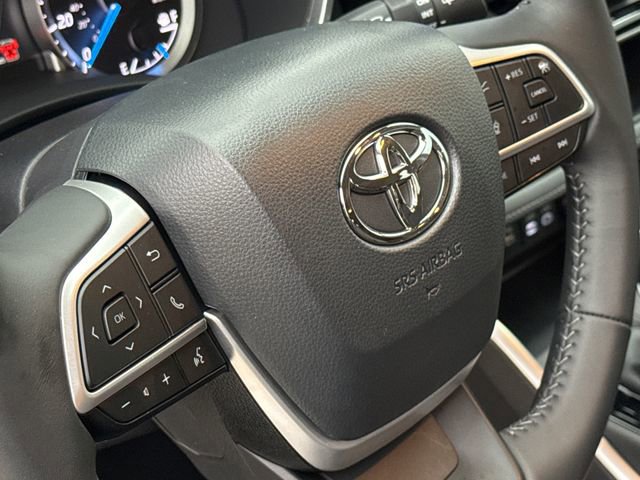 Used 2026 Toyota Highlander XLE AWD/4WD image 22