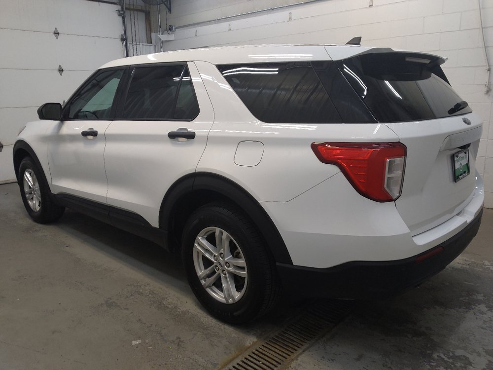 Used 2023 Ford Explorer 4WD image 3