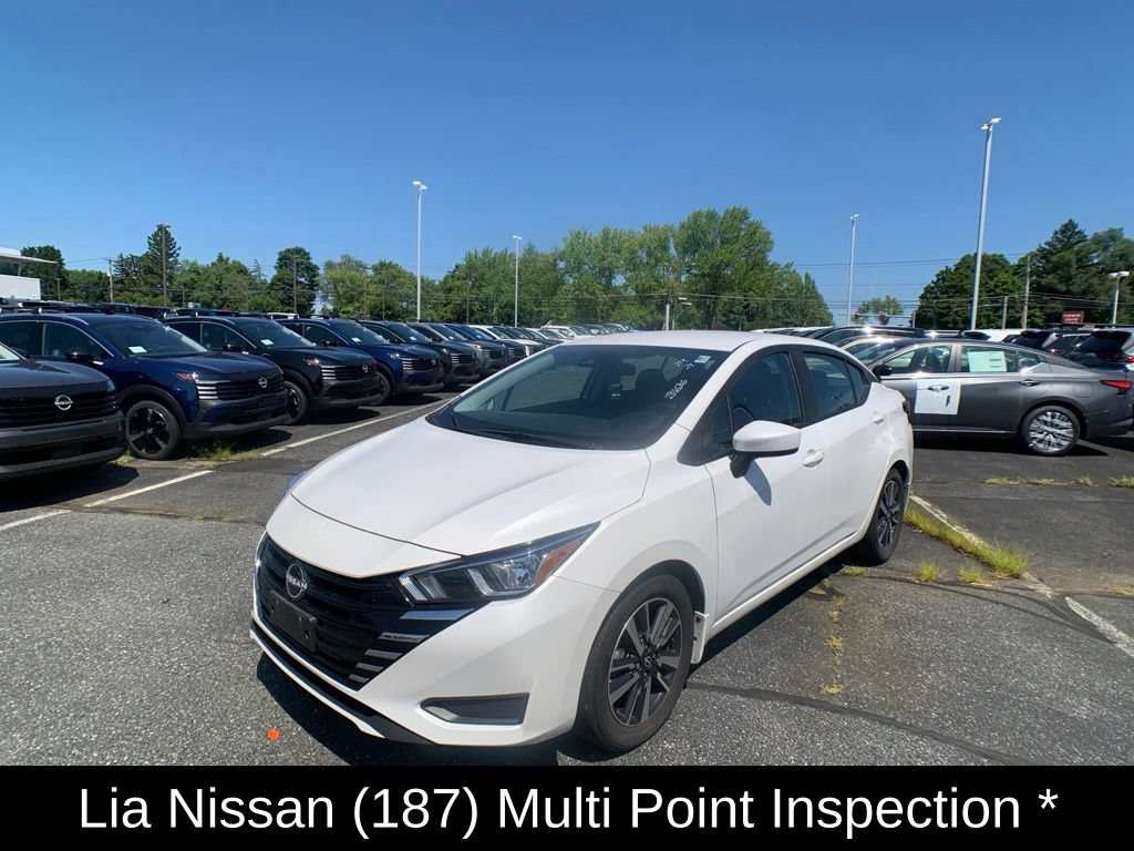Used 2024 Nissan Versa SV w/ Trunk Package FWD image 8