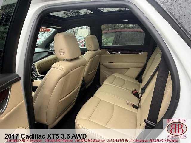 Used 2017 Cadillac XT5 Luxury w/ Driver Awareness Package AWD/4WD image 10