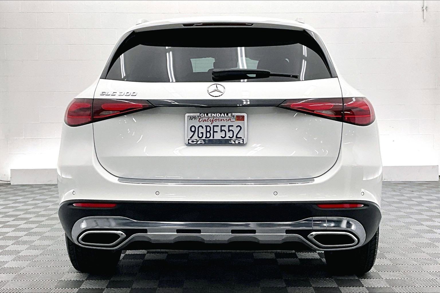 Certified 2023 Mercedes-Benz GLC 300 image 3