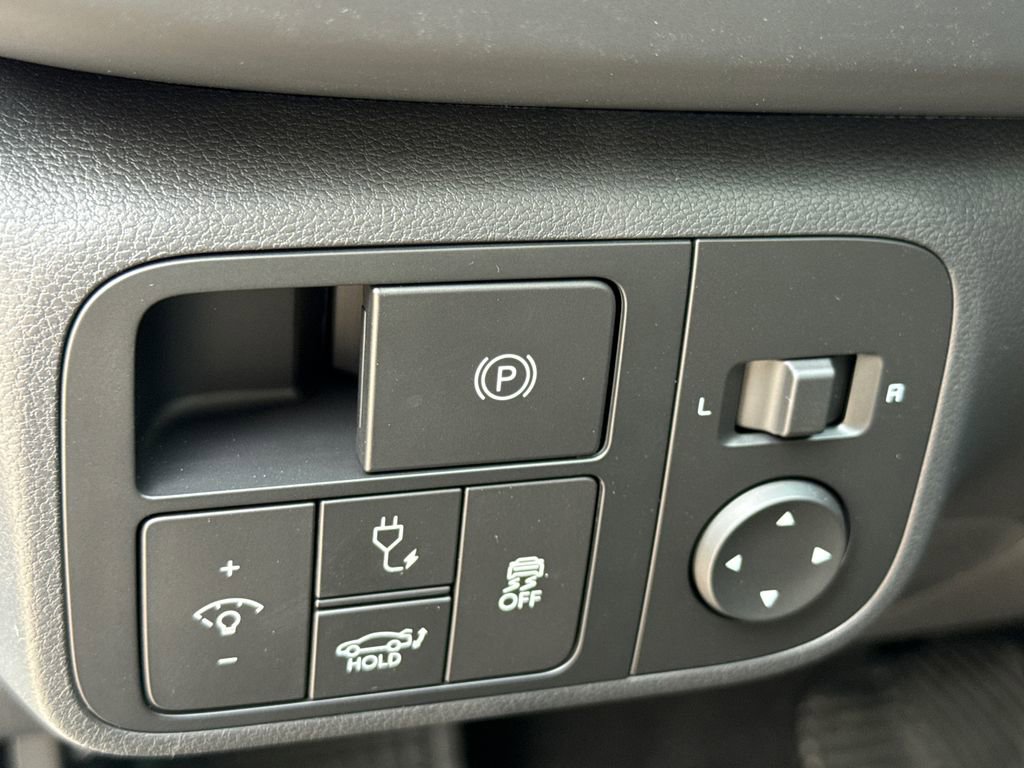 New 2025 Hyundai Ioniq 6 SEL RWD image 19