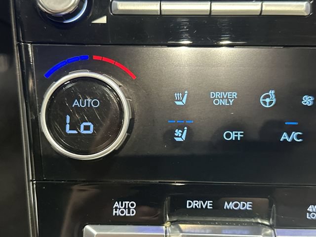 Used 2025 Hyundai Santa Fe Calligraphy AWD/4WD image 34