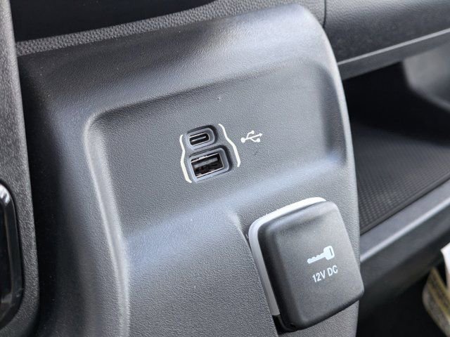 Used 2023 RAM ProMaster 3500 FWD image 16
