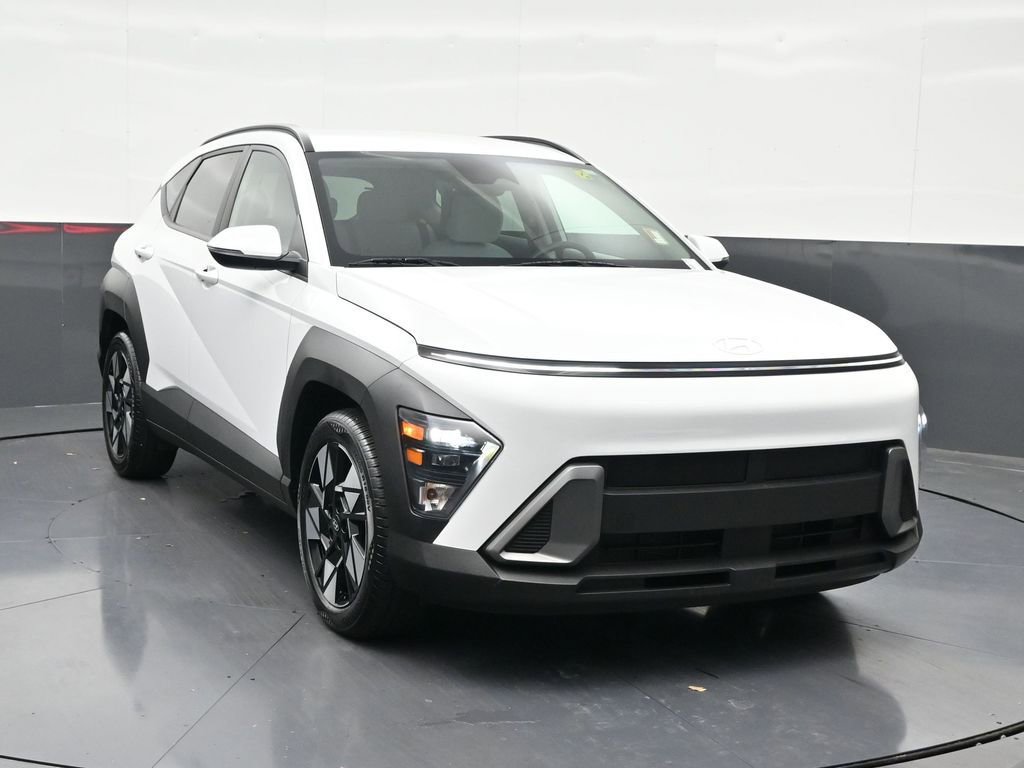 Used 2024 Hyundai Kona SEL w/ Convenience Package FWD image 8
