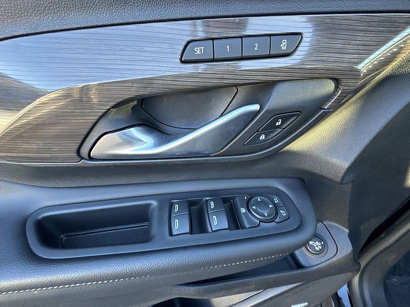 Used 2022 GMC Terrain Denali w/ Denali Premium Package image 21