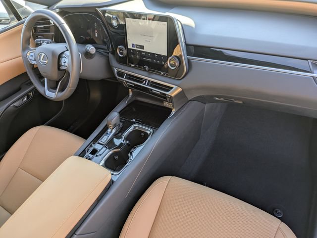 Used 2025 Lexus RX 350h AWD/4WD image 34