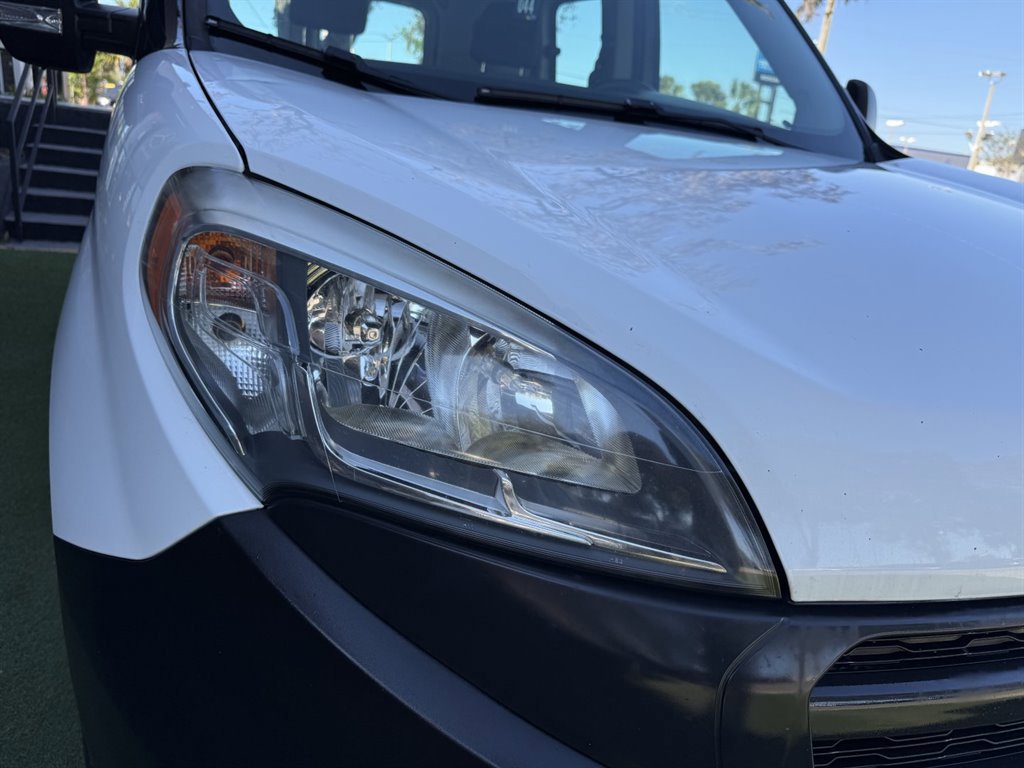 Used 2017 RAM ProMaster City Tradesman w/ Rear Back-up Camera Group image 9